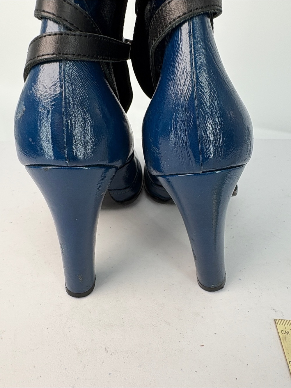 ✂️ Marc Jacobs blue shiny Leather High-Heel Ankle Boots with Black Strap - Picture 8 of 12